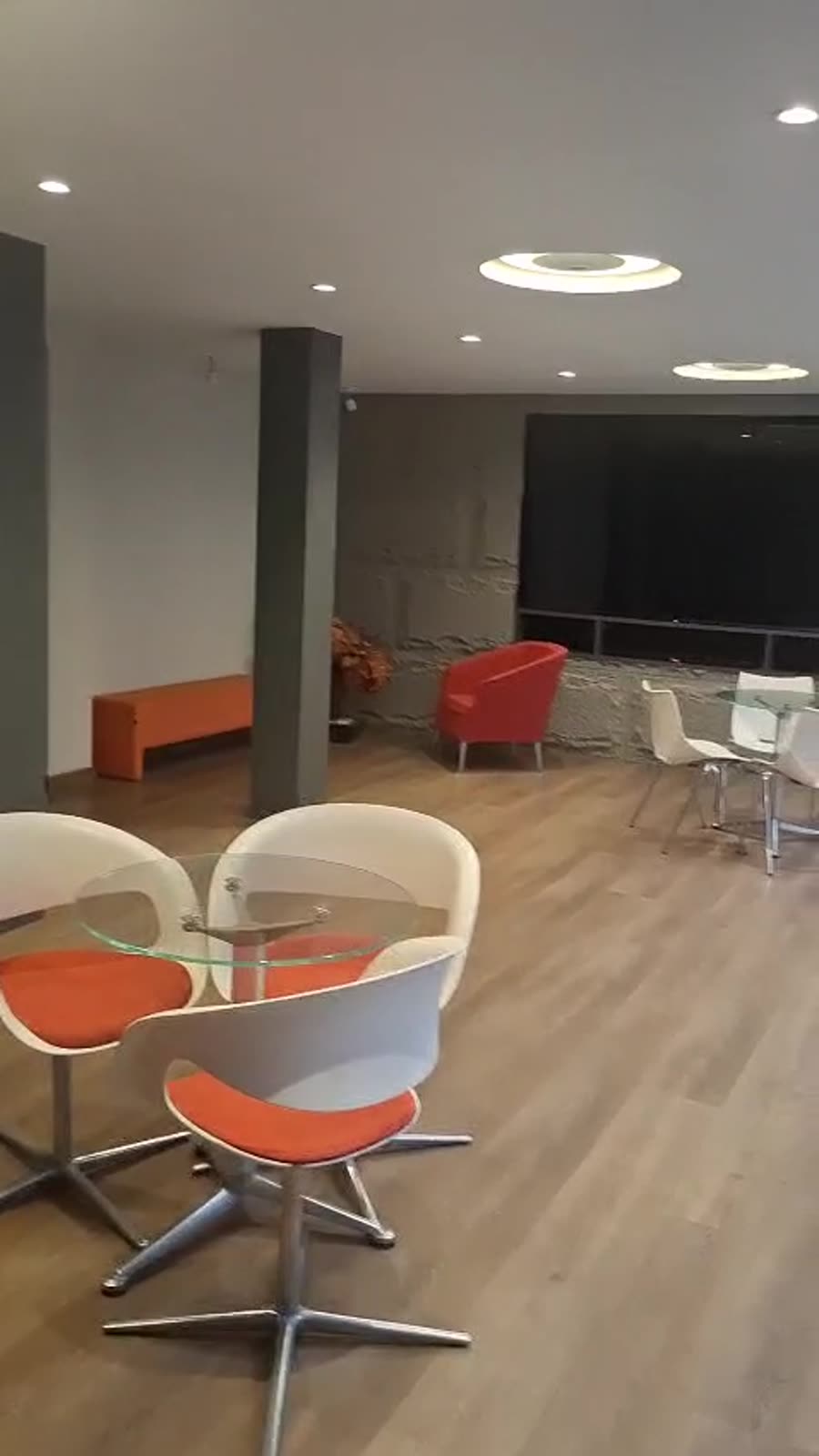 Lounge ejecutivo · piso superior